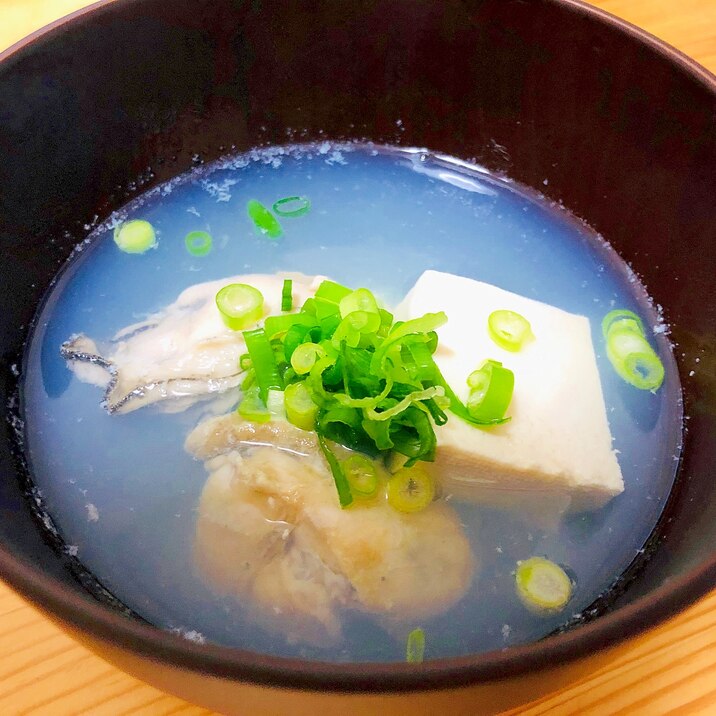 優しい味です☆牡蠣と豆腐のお澄まし風